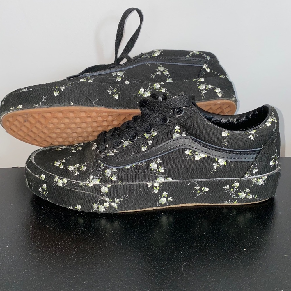 MIDNIGHT FLORAL VANS
